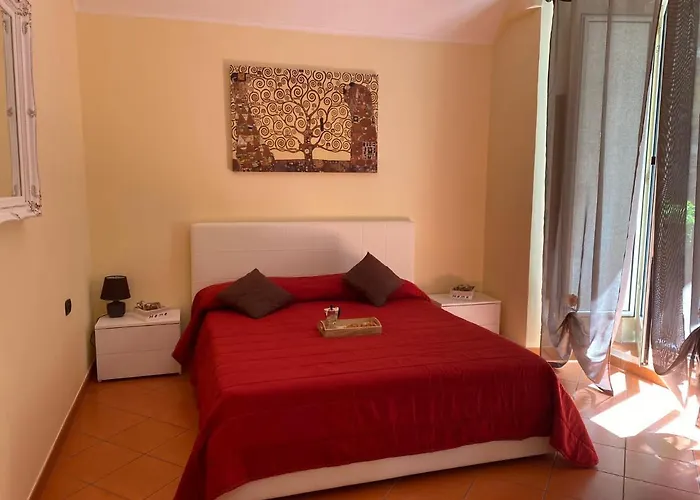 Home In Love: Vicoletto Dei Presepi Nápoles, Italia