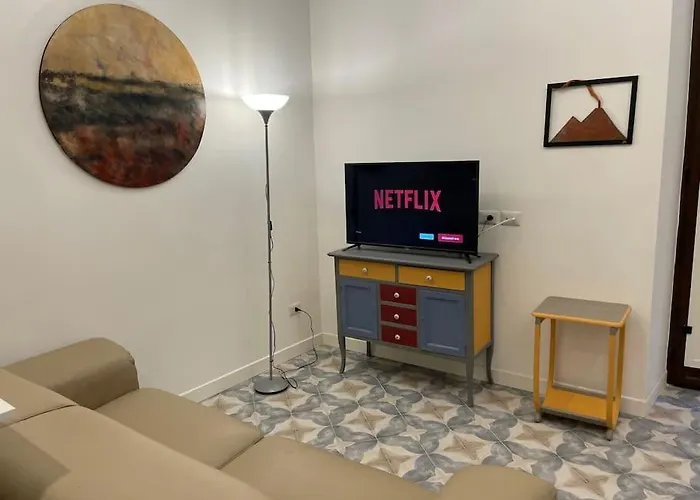 Appartamento Casa Luciano al San Carlo Napoli, Italia