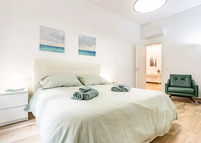 GuestHost - Vomero Deluxe Apartments Napoli, Italia