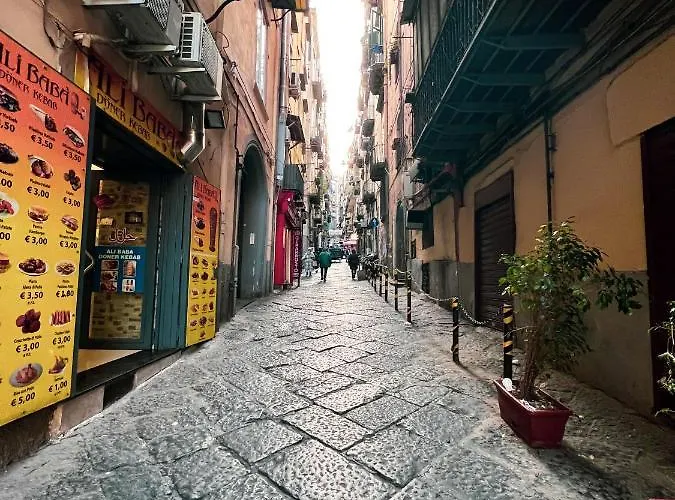 Appartamento Casa Martino Formale Napoli, Italia
