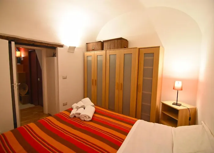 La Maison D'Adele Nápoly, Olaszország