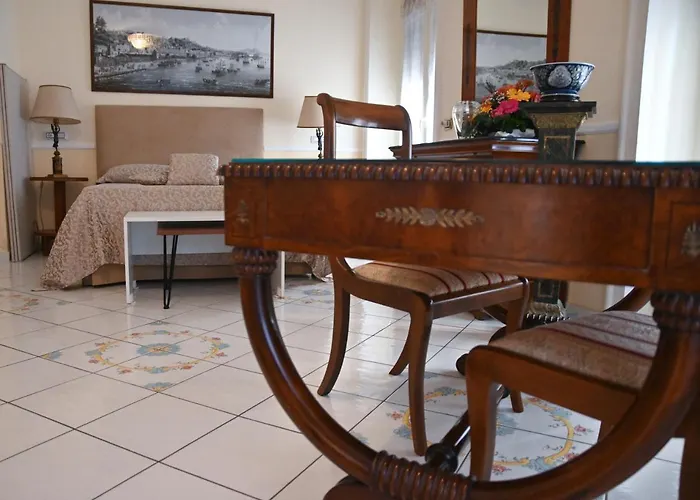 Pagina Storica Di Napoli Apartamento, Itália