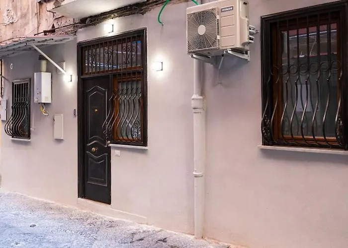 casa puteca quartieri spagnoli Napoli, Italia
