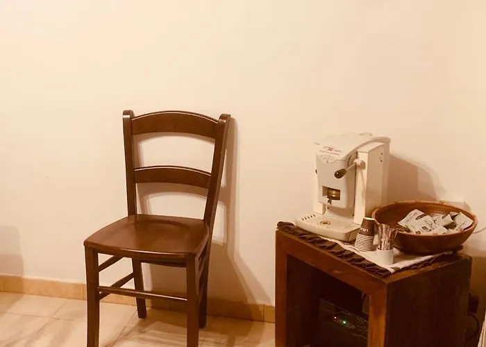 Nunziahome Napoli, Italia