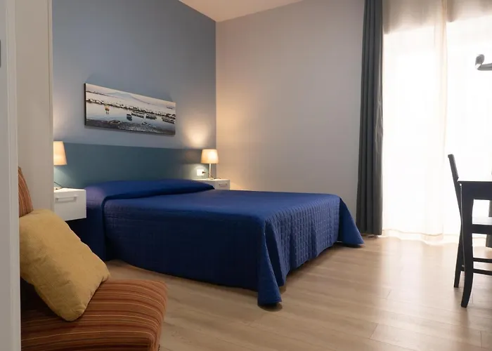 Casa Amato_2_Regina Giovanna Nápoles, Italia