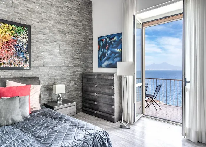 1000 Suites Napoli, Italia