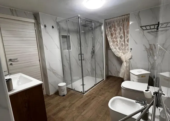 B&B Zia Giuseppina & Rosa Alla Riviera Di Chiaia Nápoly, Olaszország