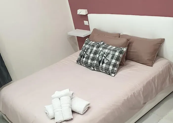 Fraleo Home Napoli, Italia