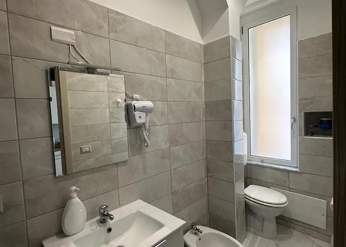 M2 Apartment Napoli, Italia