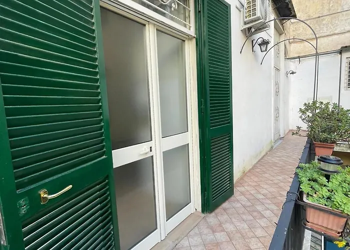 Nabi Suite Riviera Napoli, Italia