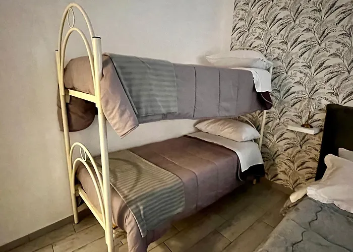 Napoli Verace - Centro Storico Spaccanapoli Apartment, Italia