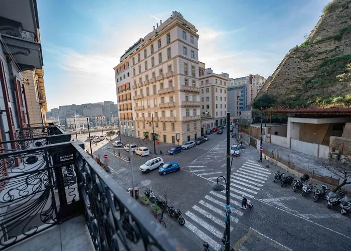 Appartamento Residenza Castel dell'Ovo by Dimorra Napoli, Italia