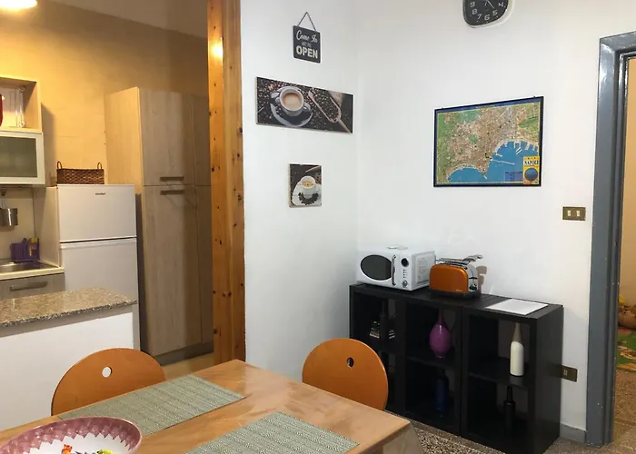 Tarumbo Holiday Intero Appartamento 120 Mq Neapol, Włochy