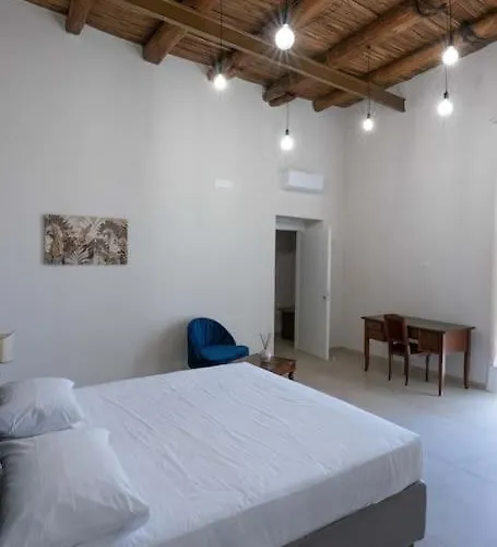 Maison Julie By Dimorra Napoli, Italia