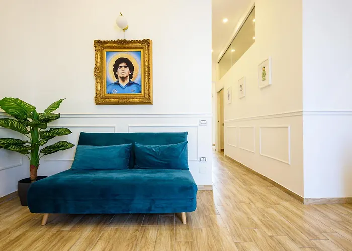 Luxury Apartment In Central City Nápoles, Italia