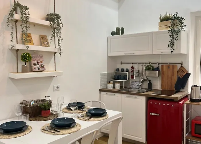 Gennarino Apartments - Panorama Suite With Balcony And Urban Loft Napoli, Italia