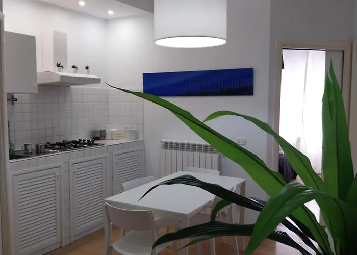 Molo 33 Napoli Apartman, Olaszország