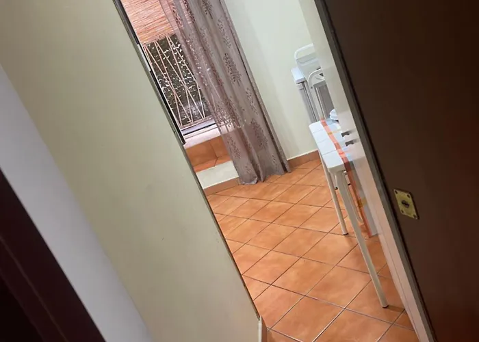 Appartamento Centro Storico Casa Mari' Napoli, Italia