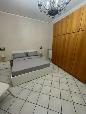 Appartamento A Casa re nonn Napoli, Italia