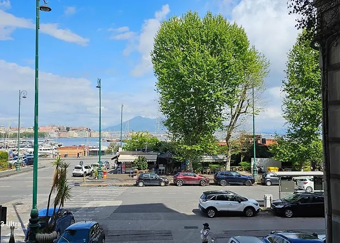 Napoli Lungomare Caracciolo Mon Amour, Itália