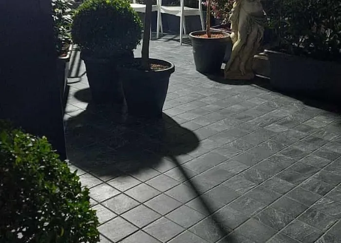 Appartamento Il Borghetto House Brown Napoli, Italia