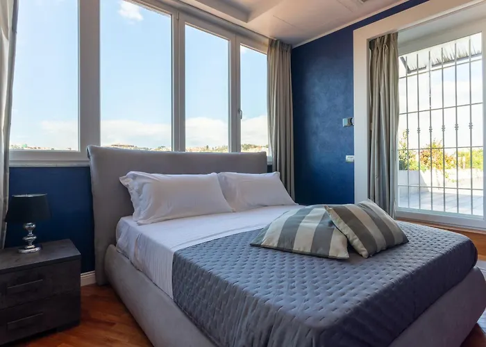 Panorama Suite Napoli, Italia