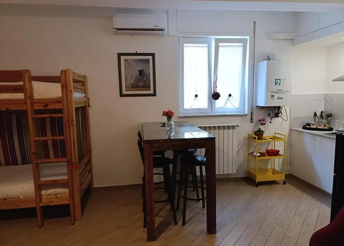 La Dolce Vita, Vomero Napoli, Italia