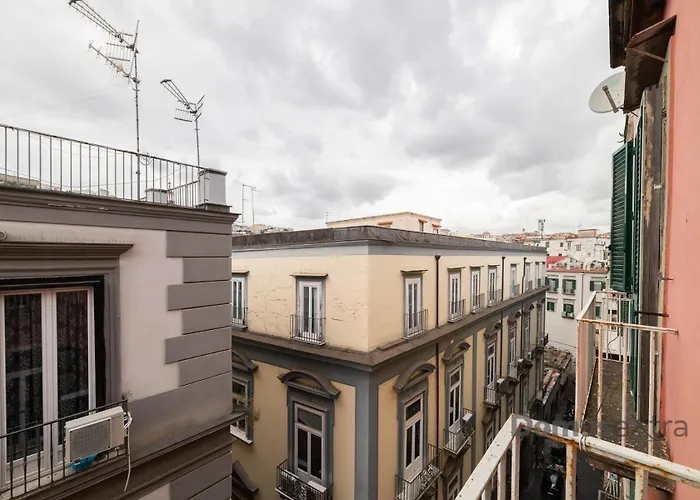 Appartamento Casa Leonardo al Gesu By DomusExtra Napoli, Italia