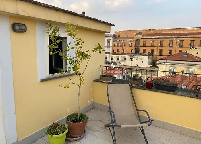 Attico Spaccanapoli con mega terrazzo, Italia