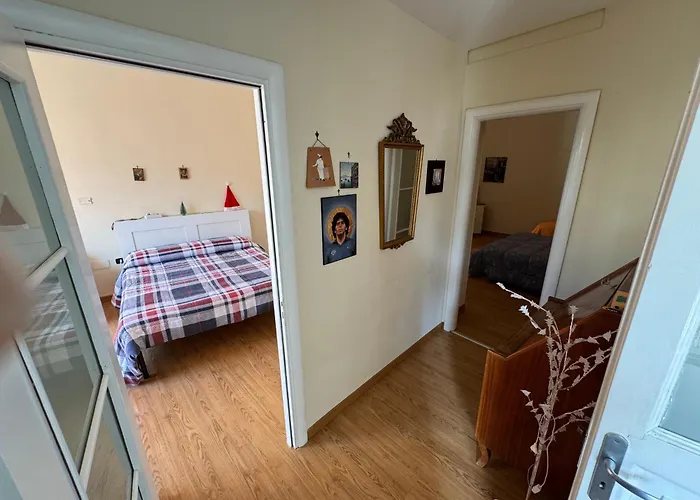 casa vacanze a casa di ciro Napoli, Italia