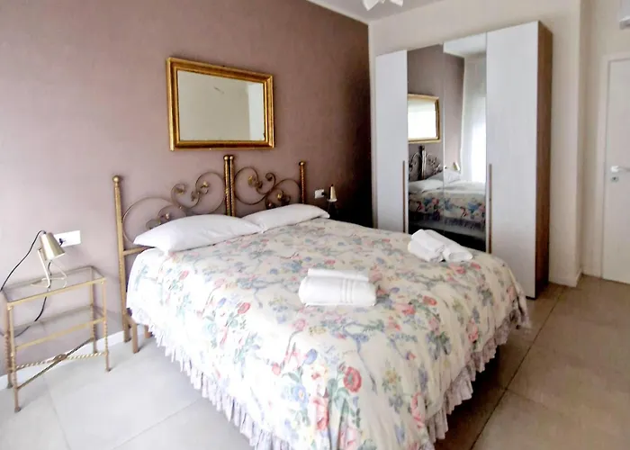 Olivella21 Luxury Apartment Montesanto Neapel, Italien