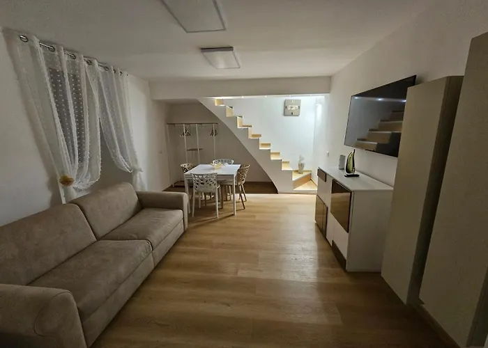 Spaccanapolitwenty By Melpia, Italia