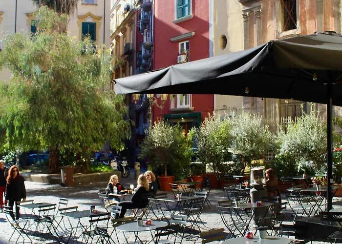 Villa Santa Maria La Nova - 32 Napoli, Italia