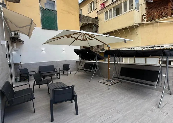Valentino suites&terrace Napoli, Italia