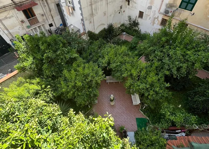 L'Angolo Verde Napoli, Italia