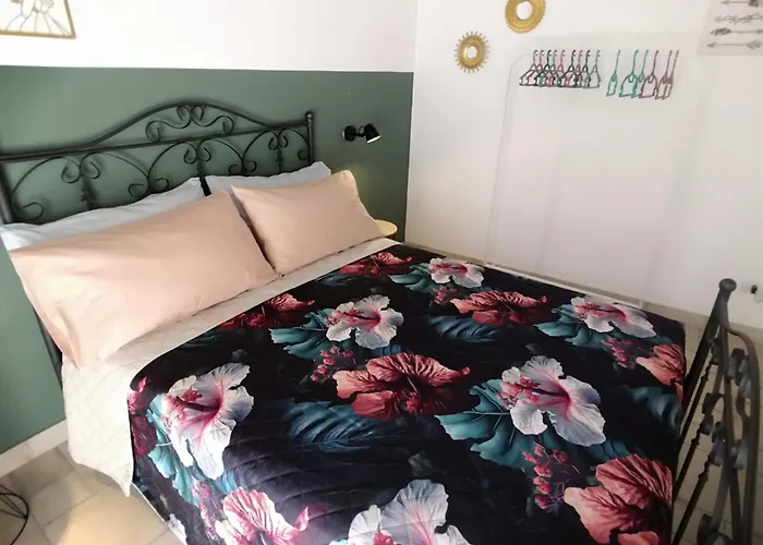Appartamento Il vicoLETTO sul Castello Napoli, Italia