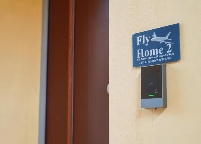 Fly Home 2 Nápoles, Italia