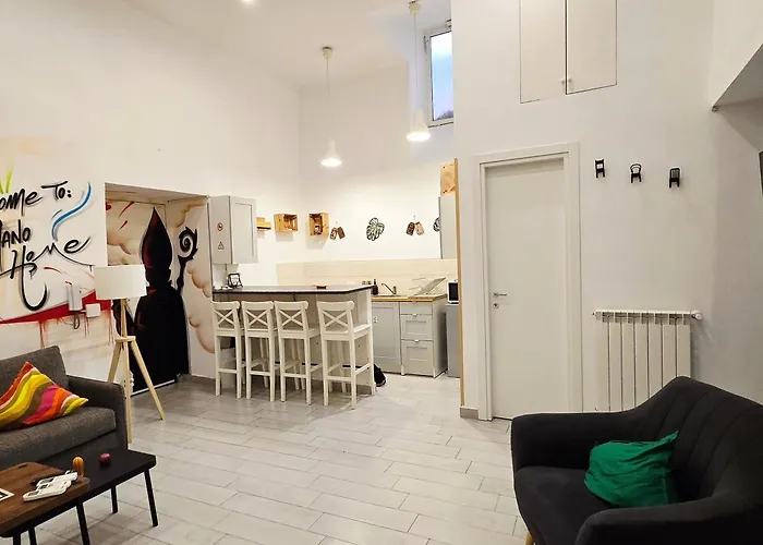 decumano home platamon Napoli, Italia