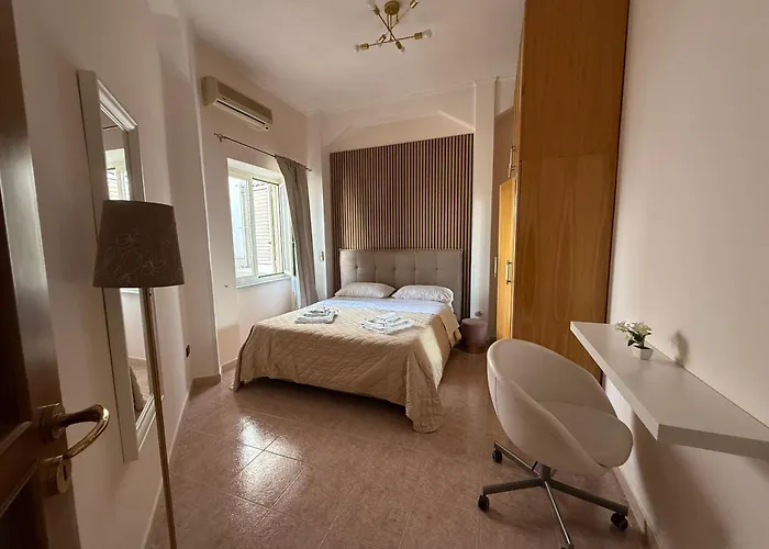 Umberto I Apartament Napoli, Italia