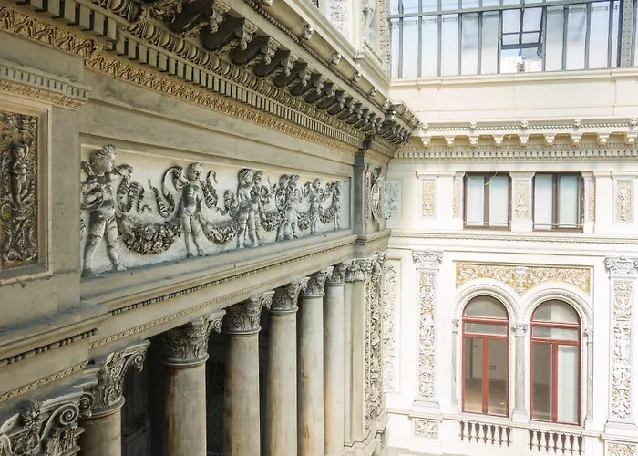Villa Eugenia e Donato Napoli, Italia