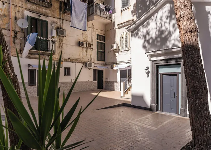The Quarters Naples Apartments, Italia