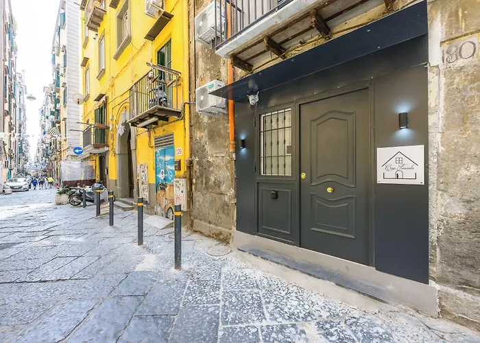 Appartamento Casa Fernanda Napoli, Italia