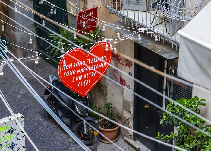 Leticia'S Apartment By Wonderful Italy Napoli, Italia