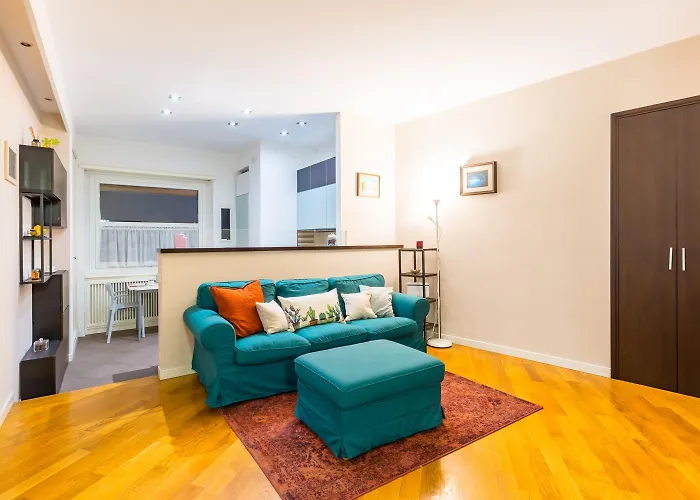 Stylish Apartment At Piazza Municipio By Wonderful Italy Napoli, Italia