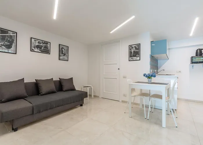 Appartamento Umberto'S Nest At Toledo Napoli, Italia