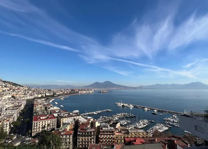 Incanto nel centro storico di Napoli, Italia