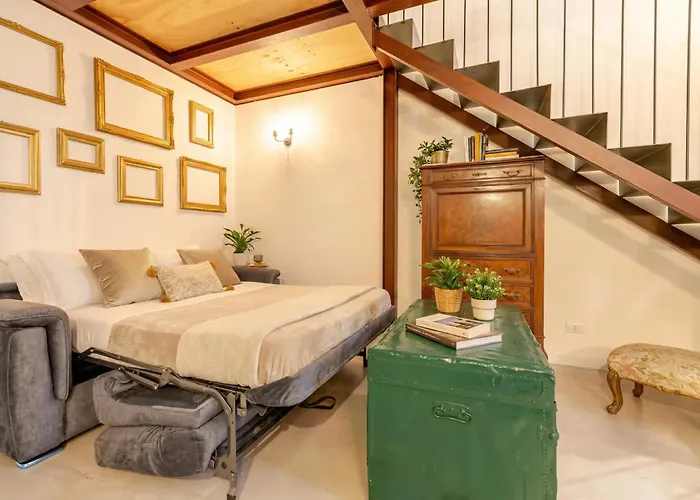 City Loft Napoli, Italia