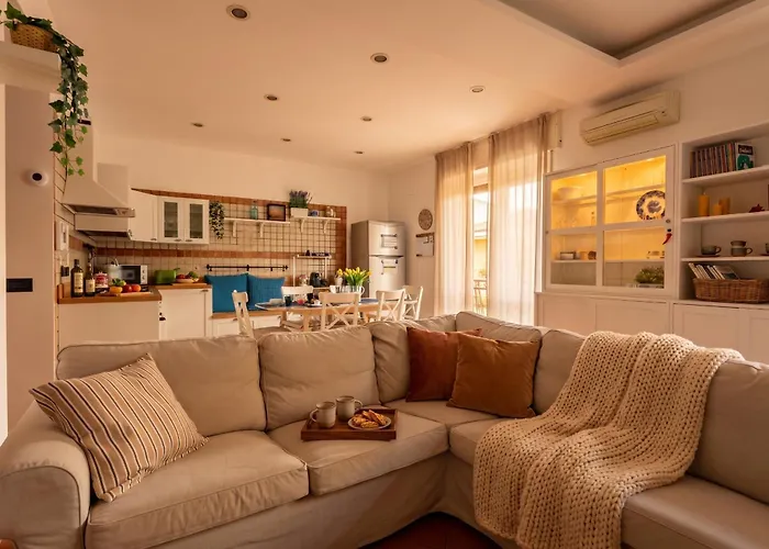 Kyntherland House Napoli, Italia