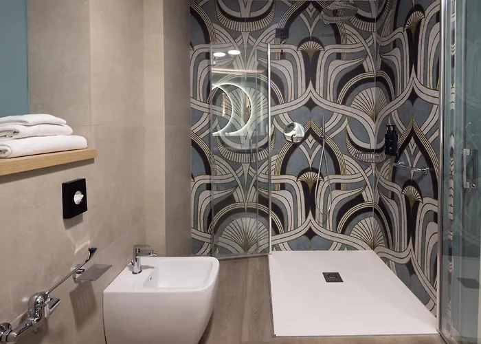 Holiday Inn Naples By Ihg, Itália
