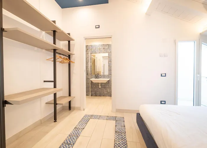 Colonna Apartments By Wonderful Italy Napoli, Italia